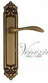 Дверная ручка Venezia на планке PL96 мод. Alessandra (мат. бронза) проходная